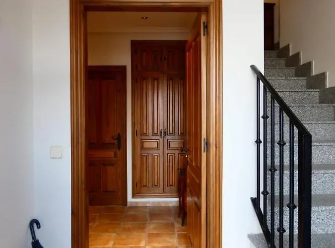 Lar De Maria * Villacastín