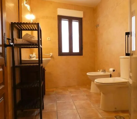 Lar De Maria Villacastín